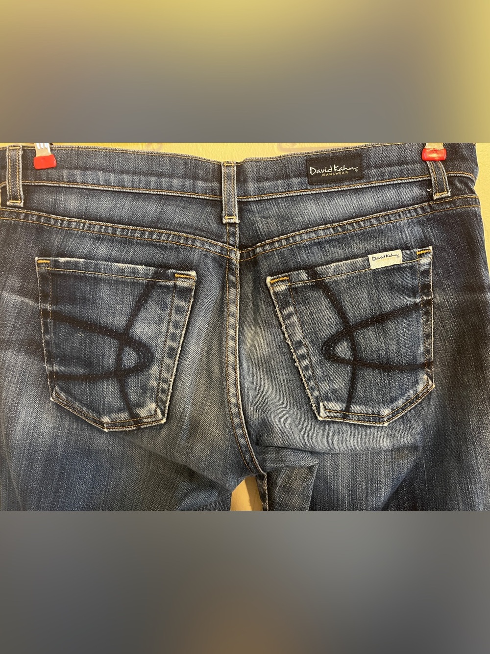 David Kahn women's straight cut jeans  size 29